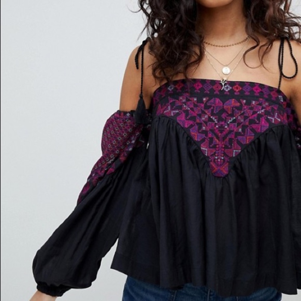 FREE PEOPLE Cold Shoulder Embroidered Black Top L